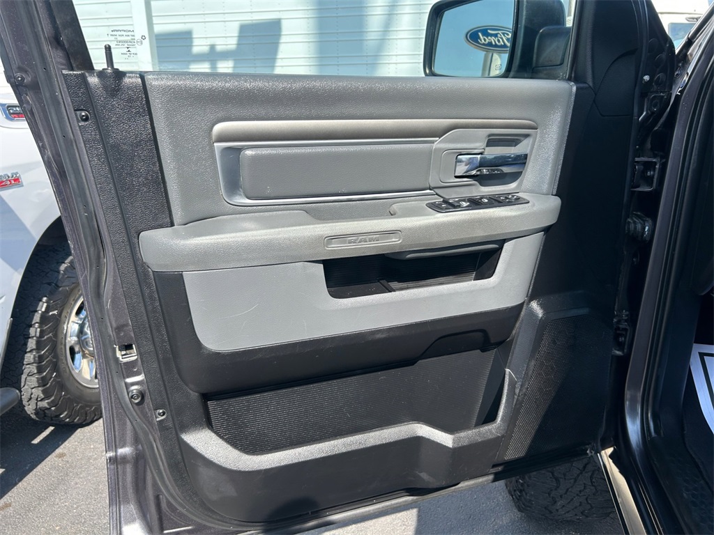 Used Car 2015 Ram 1500  Big Horn For Sale Under $20,000 In Floresville, Texas