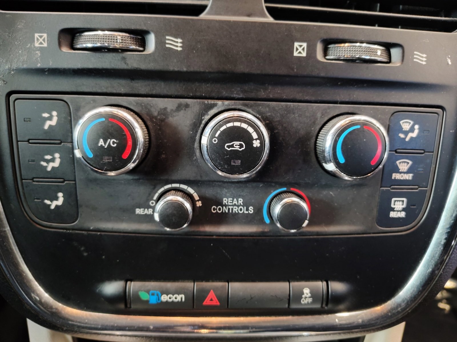 Used Car 2012 Dodge Grand Caravan  Sxt For Sale Under $10,000 In San Antonio, Texas