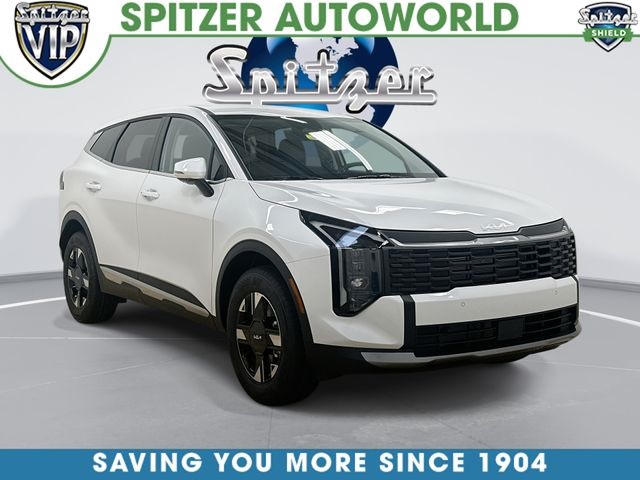 Glacial White Pearl 2026 Kia Sportage SUV / Crossover All-Wheel Drive 8-Speed Automatic