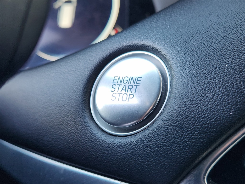 2020 Hyundai Palisade Limited White at Bayway Cadillac of The Woodlands