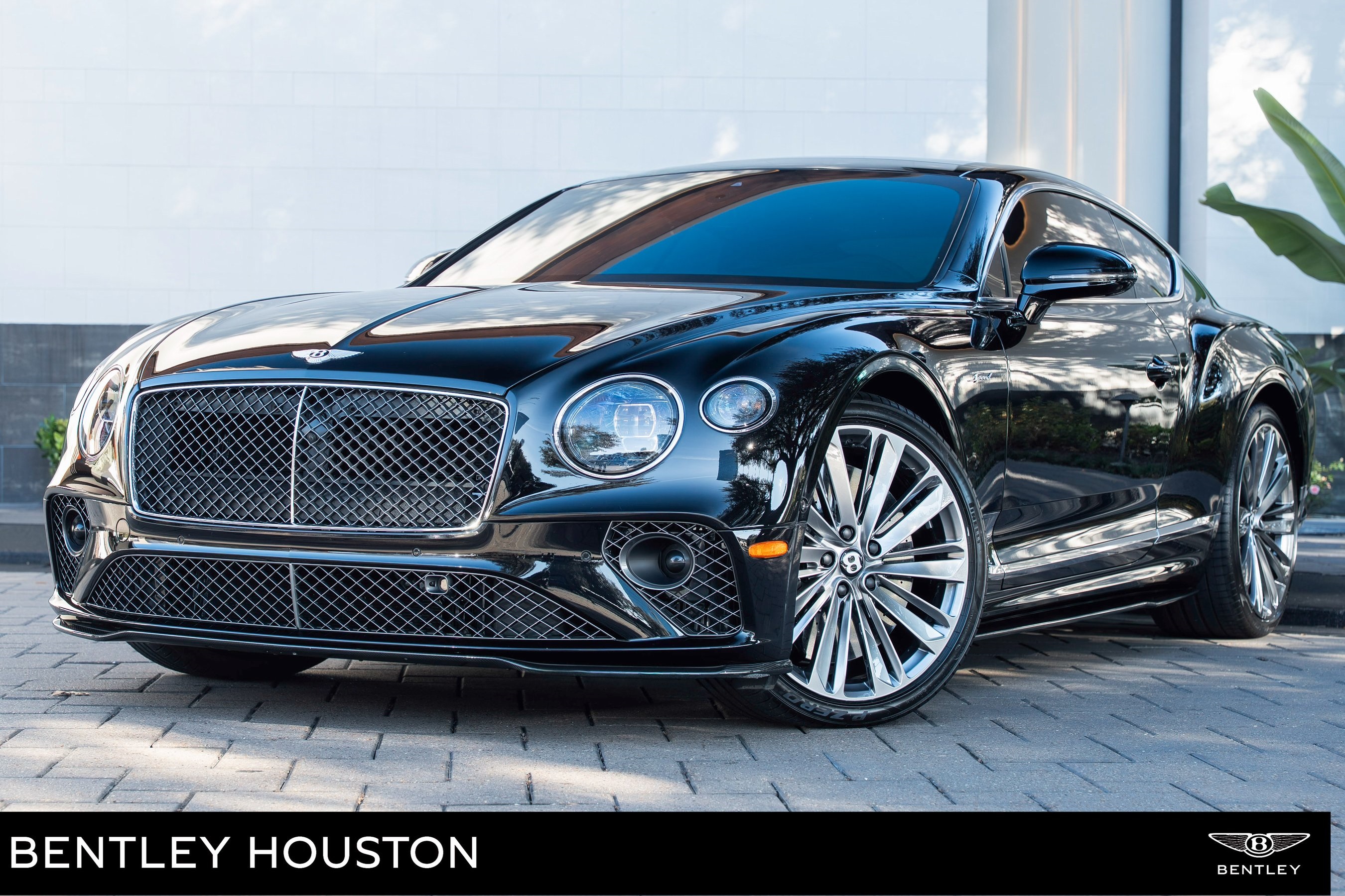 /2023 Bentley Continental-GT