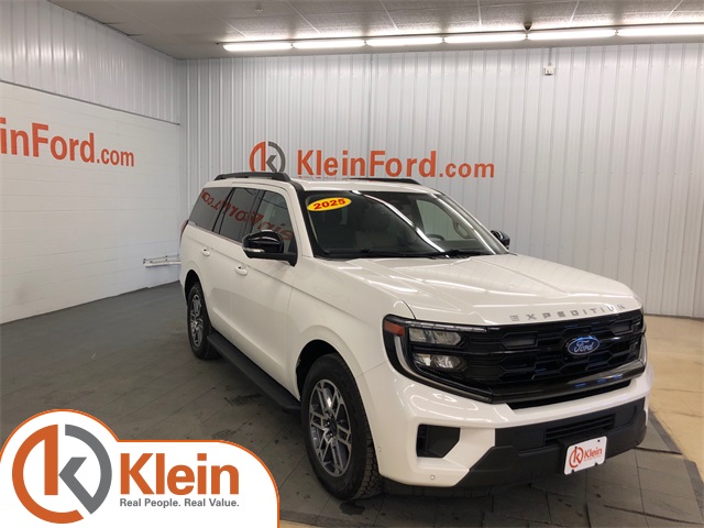 2025 Ford Expedition Active 4WD
