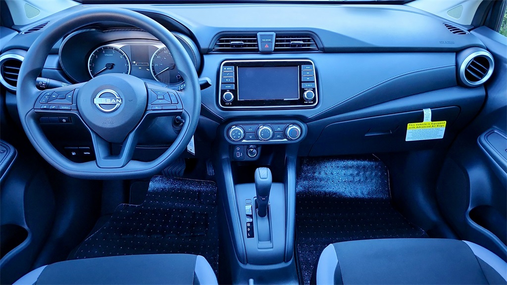 2025 Nissan Versa