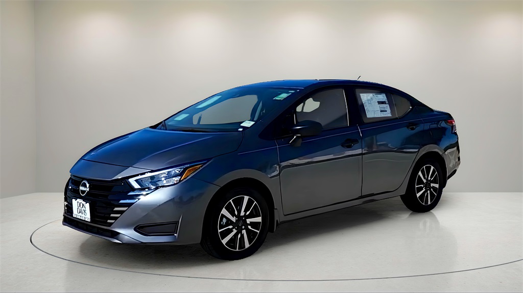 2025 Nissan Versa