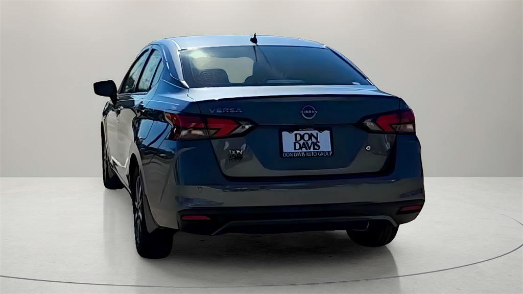 2025 Nissan Versa