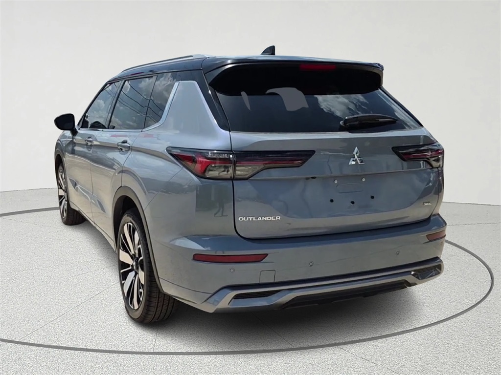 2025 Mitsubishi Outlander SEL - 6