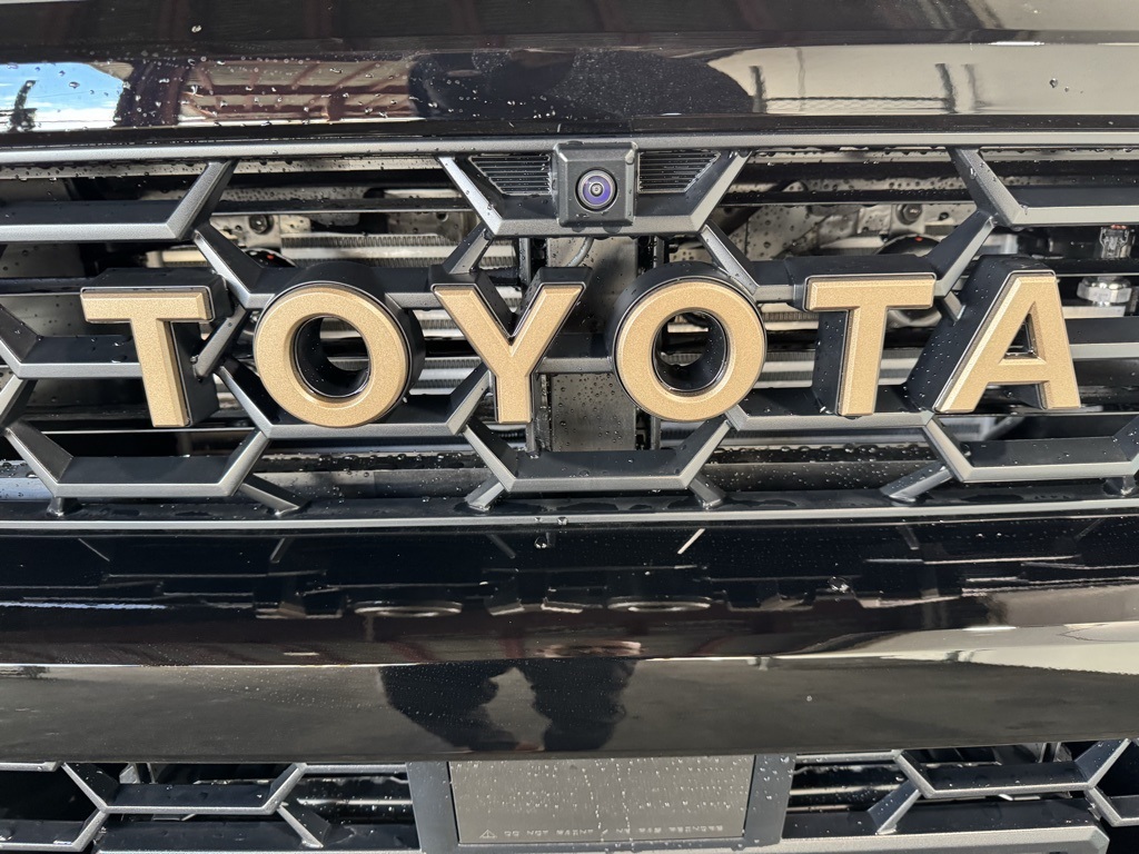 Thumbnail: 2026 Toyota 4Runner - 17