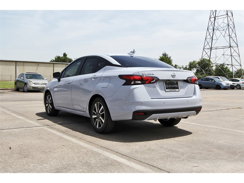 2025 Nissan Versa 1.6 SV - 2