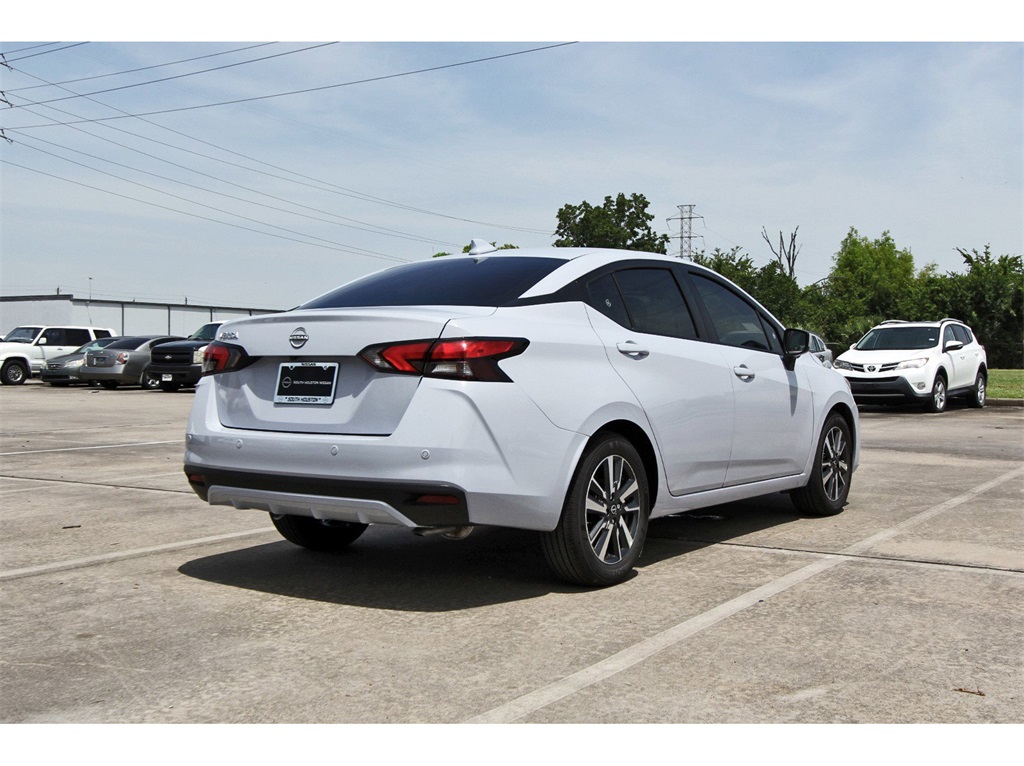 2025 Nissan Versa 1.6 SV - 3