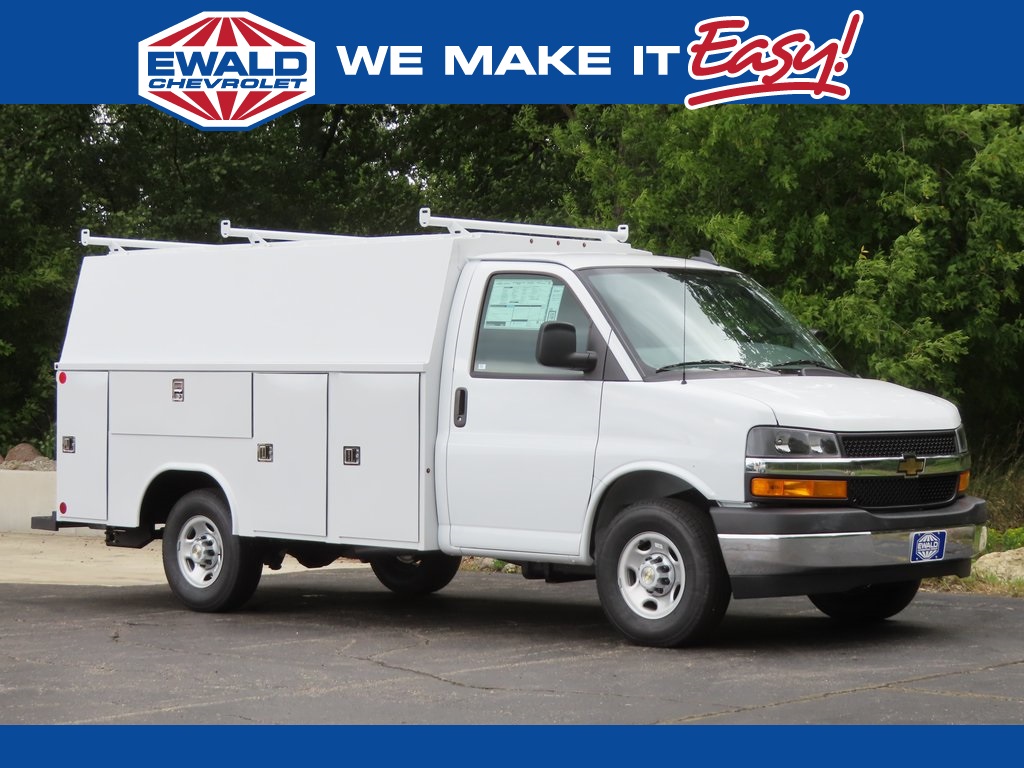 2025 Chevrolet Express 3500 READING 57" SRW, ALUMINUM ROOF CLASSIC SERVICE VAN 