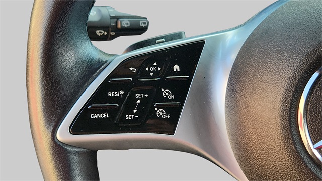 2025 Mercedes-Benz GLB