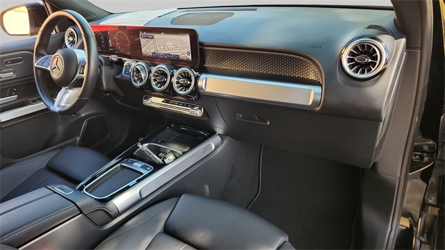 2025 Mercedes-Benz GLB