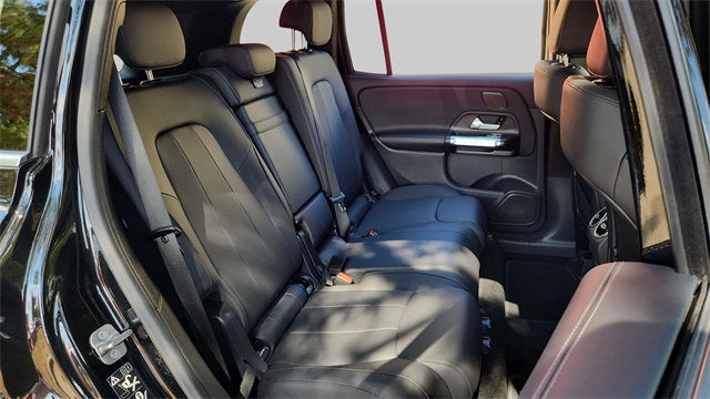 2025 Mercedes-Benz GLB