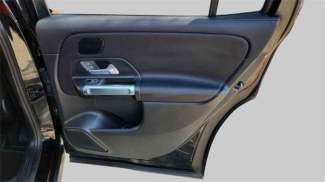 2025 Mercedes-Benz GLB