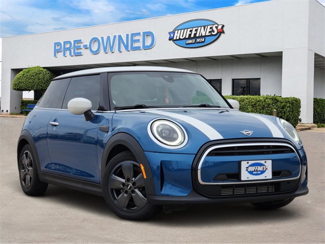 2022 MINI Cooper 2-Door Hatchback FWD