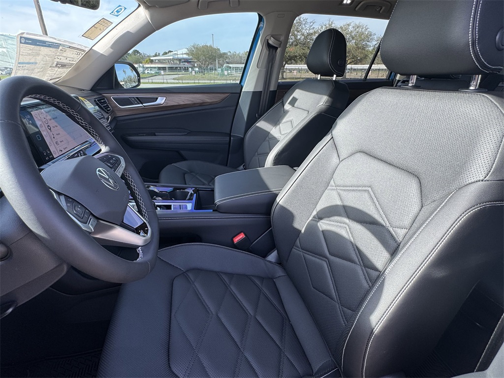 2025 Volkswagen Atlas 2.0T SE w/Technology Blue at DeMontrond Auto Country