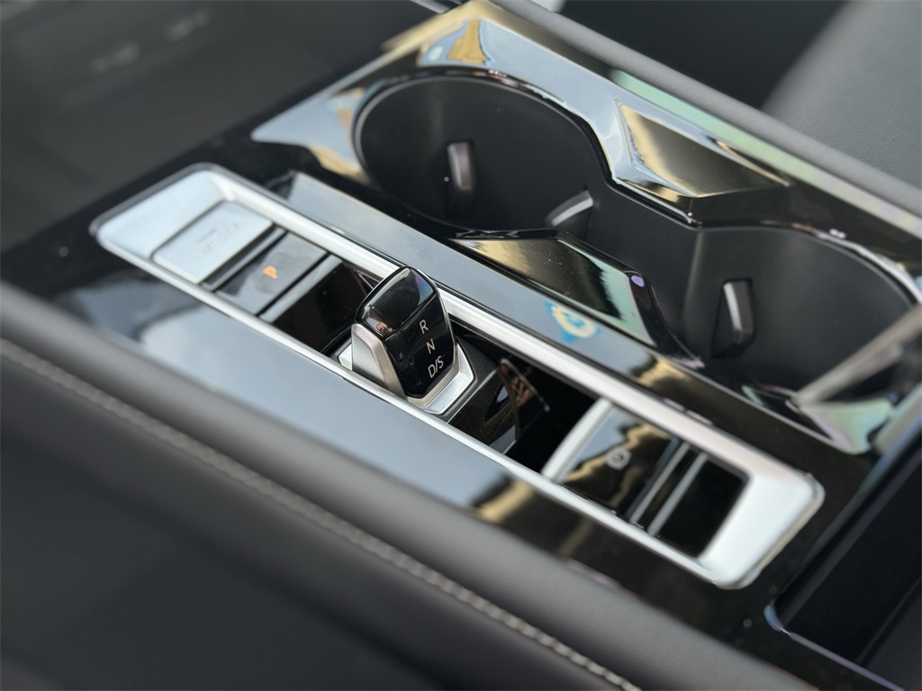 2025 Volkswagen Atlas 2.0T SE w/Technology Blue at DeMontrond Auto Country