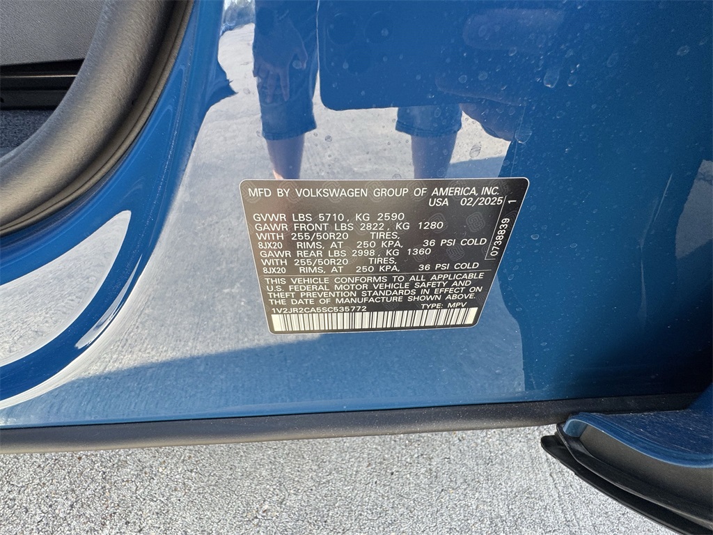 2025 Volkswagen Atlas 2.0T SE w/Technology Blue at DeMontrond Auto Country