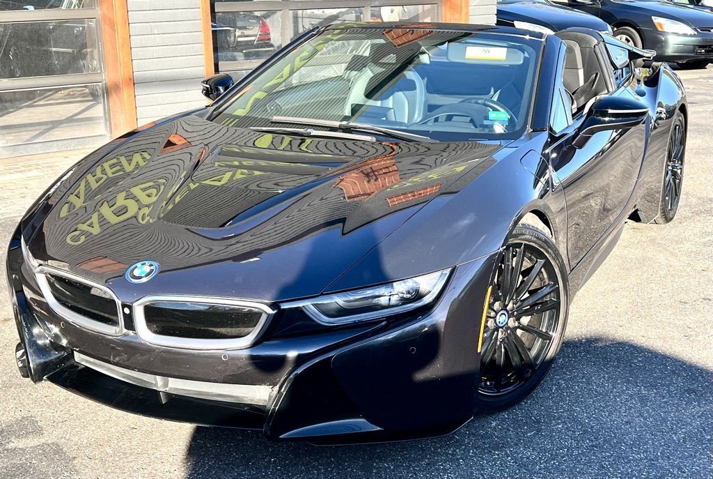 2019 BMW i8 Base's photo