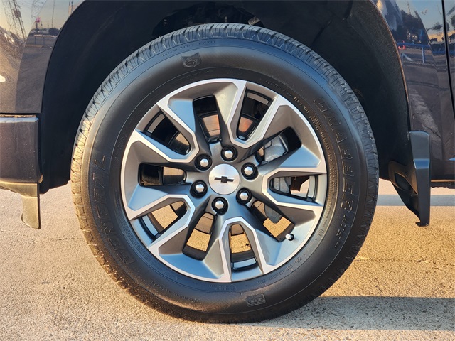 2023 Chevrolet Silverado 1500 RST - 9