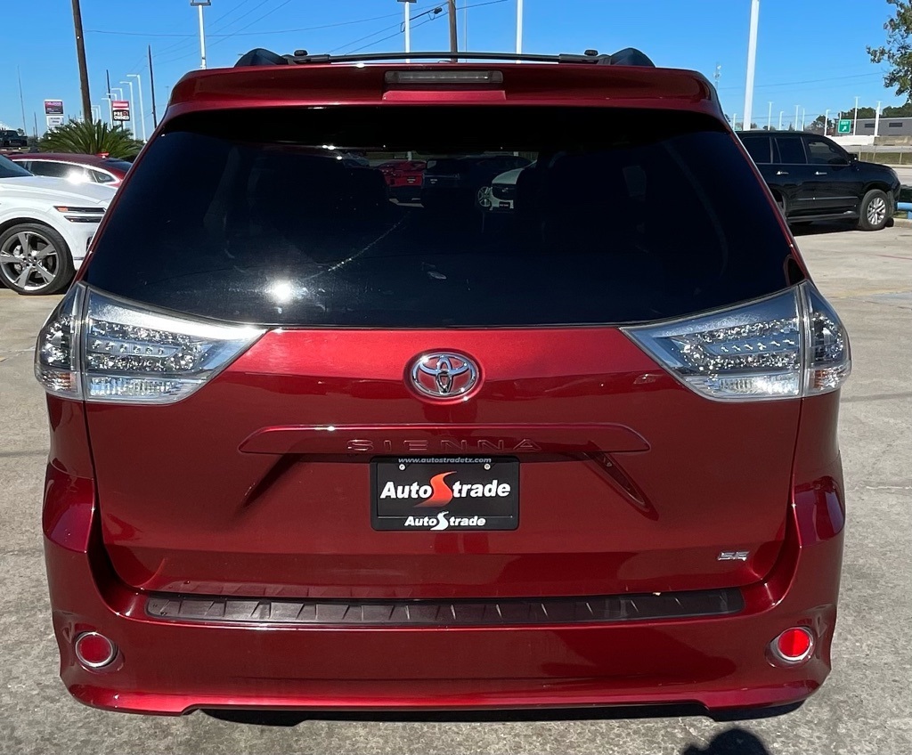 2016 Toyota Sienna SE Red at Bayway Cadillac Southwest