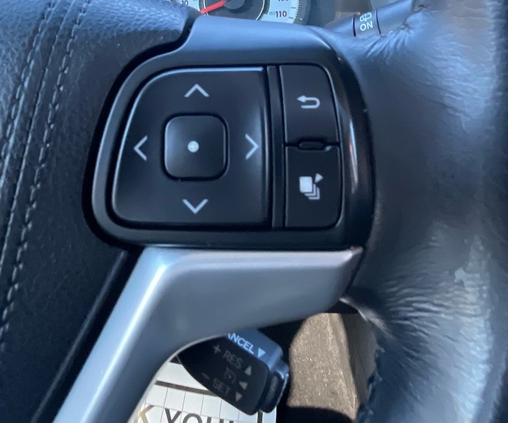 2016 Toyota Sienna SE Red at Bayway Cadillac Southwest