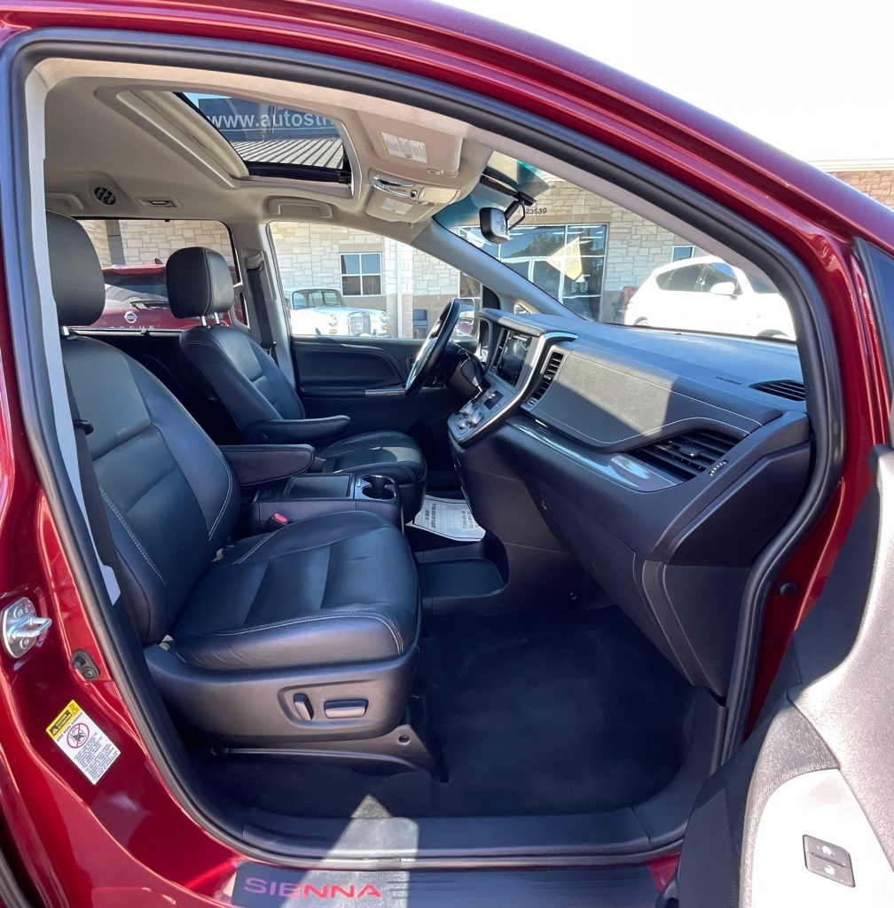 2016 Toyota Sienna SE Red at Bayway Cadillac Southwest