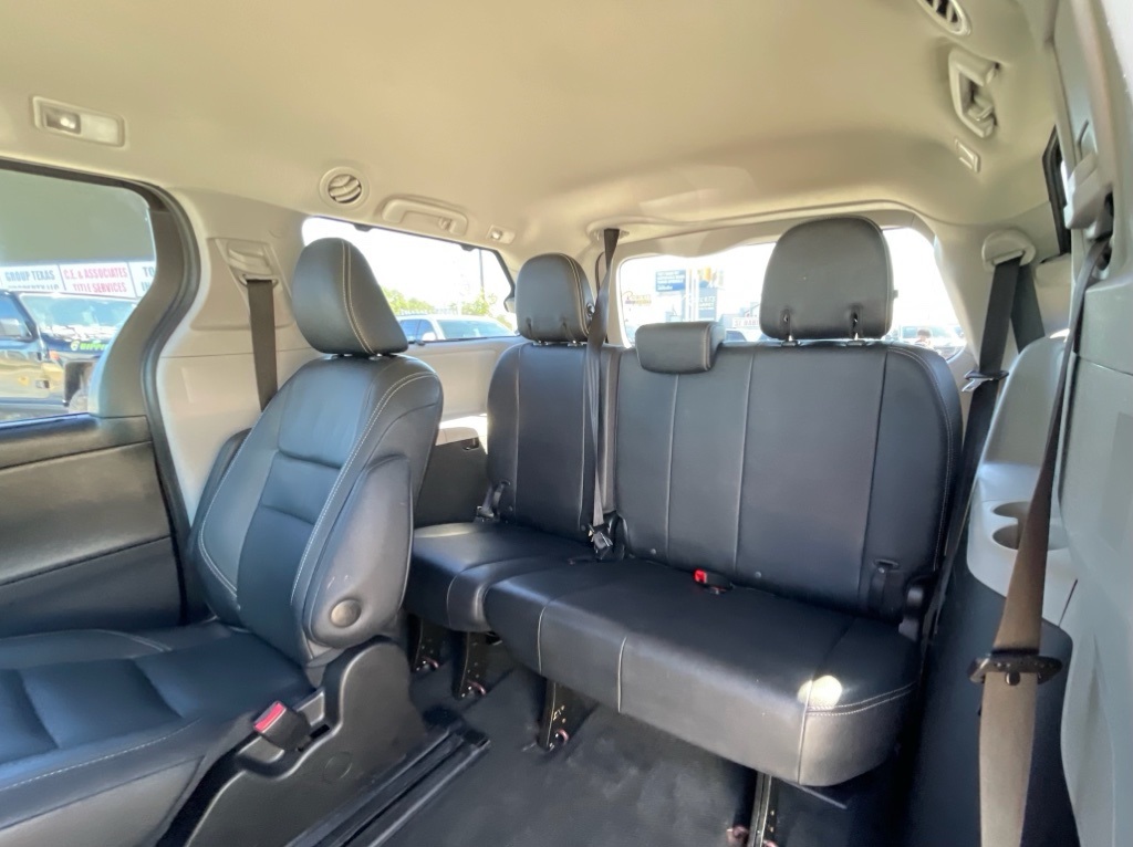 2016 Toyota Sienna SE Red at Bayway Cadillac Southwest