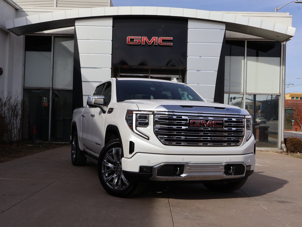 2023 GMC Sierra 1500 Denali Crew Cab 4WD