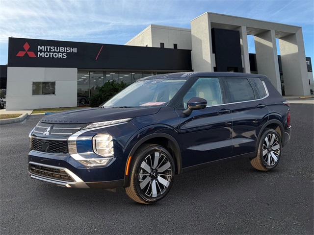 2025 Mitsubishi Outlander SE FWD