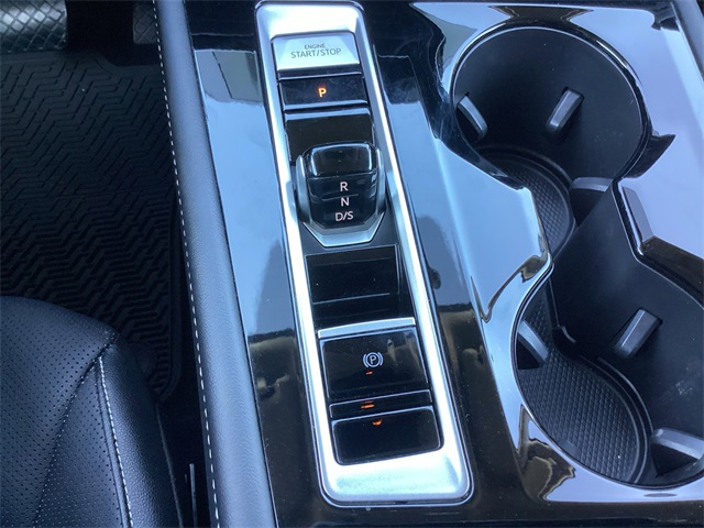 Used Car 2024 Volkswagen Atlas  2.0t Se W/technology For Sale Under $30,000 In San Antonio, Texas