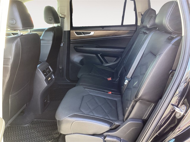 Used Car 2024 Volkswagen Atlas  2.0t Se W/technology For Sale Under $30,000 In San Antonio, Texas