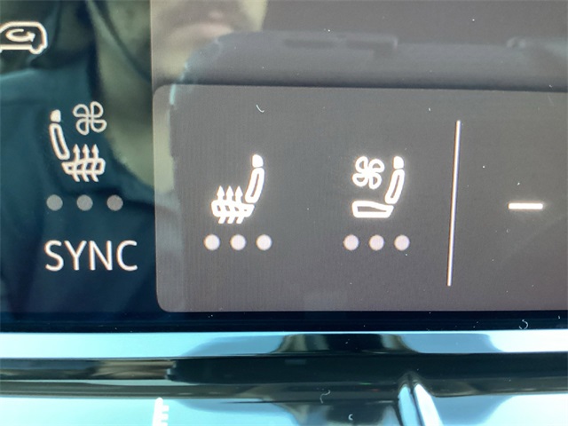 Used Car 2024 Volkswagen Atlas  2.0t Se W/technology For Sale Under $30,000 In San Antonio, Texas