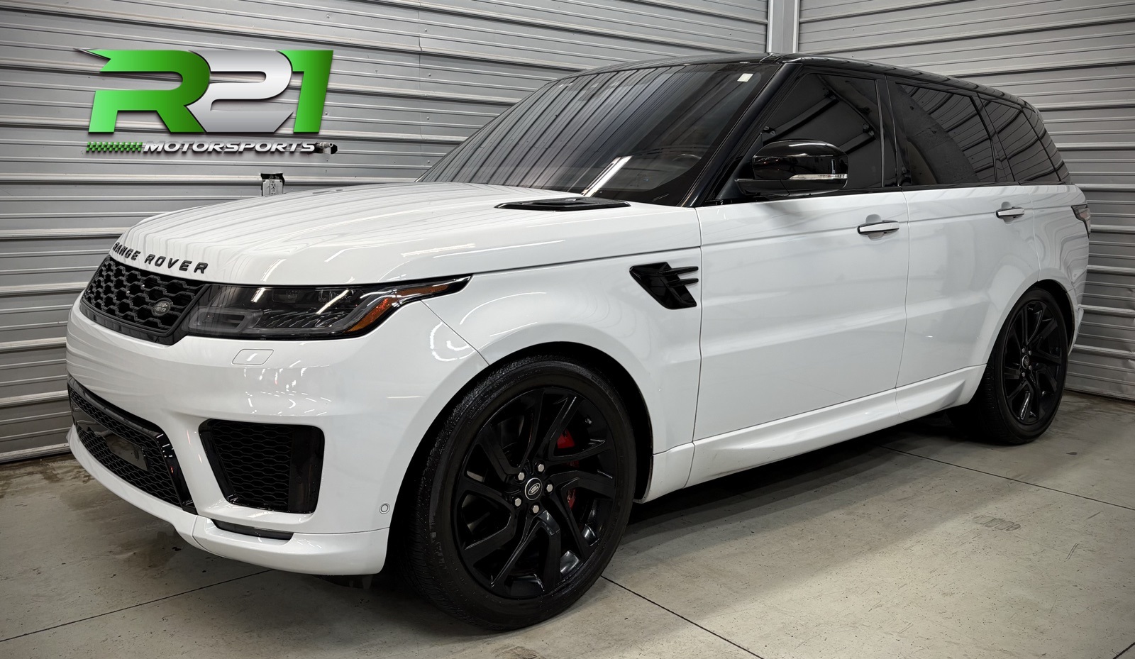 2017 Land Rover Range Rover HSE photo 33