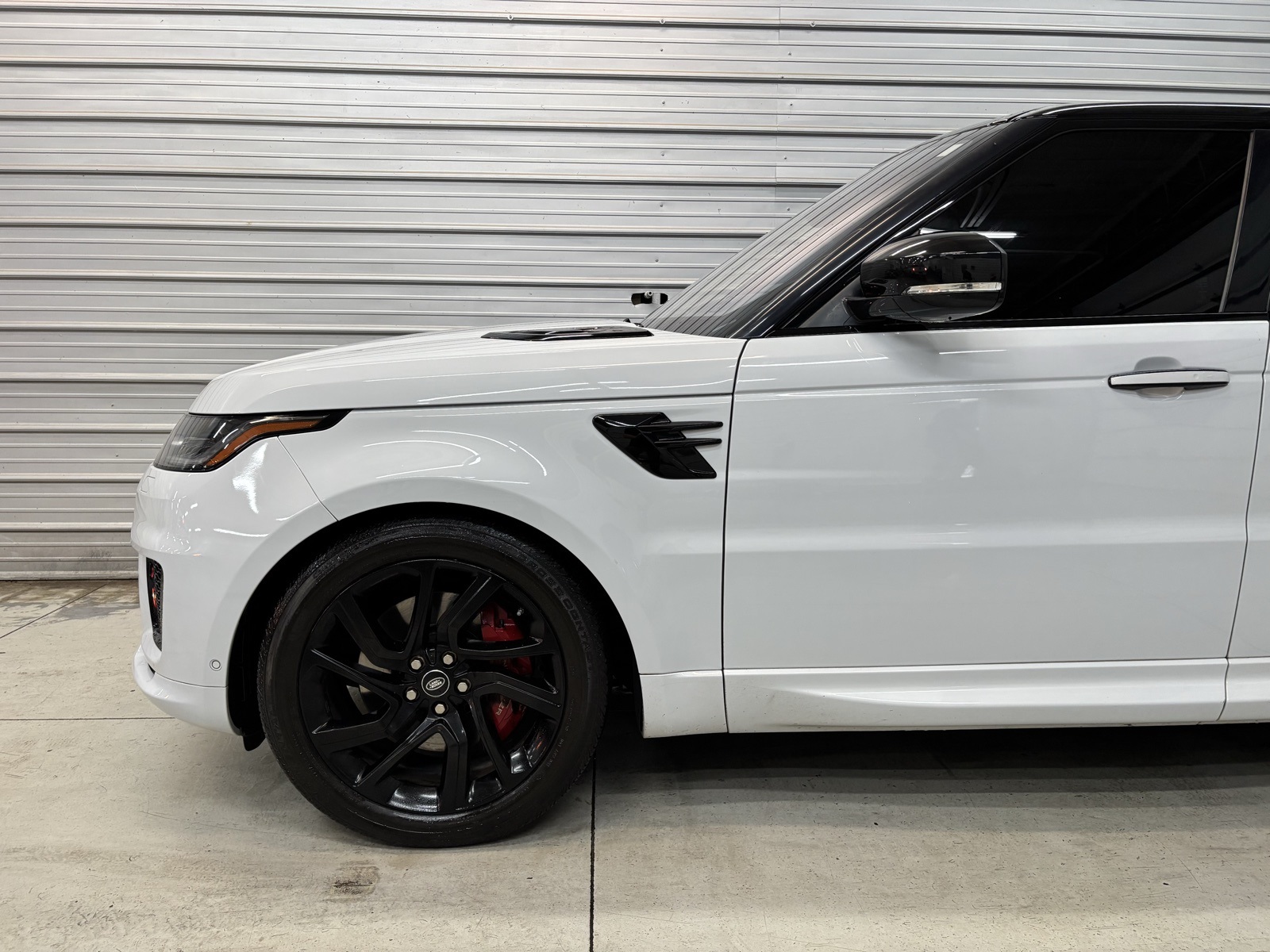 2017 Land Rover Range Rover HSE photo 35