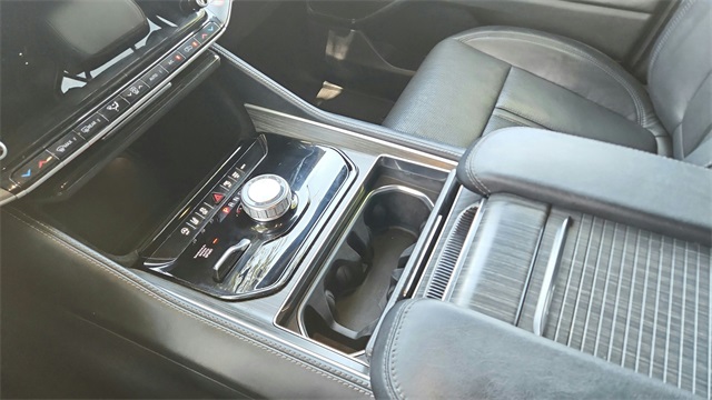 2024 Jeep Wagoneer L