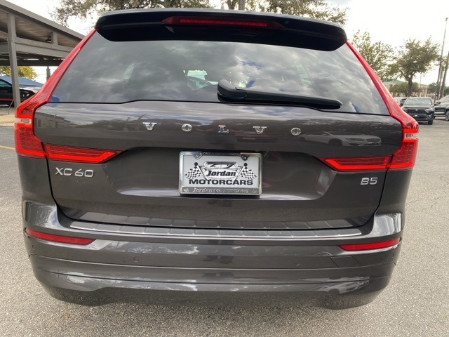 Used Car 2022 Volvo Xc60  B5 Momentum For Sale Under $30,000 In San Antonio, Texas