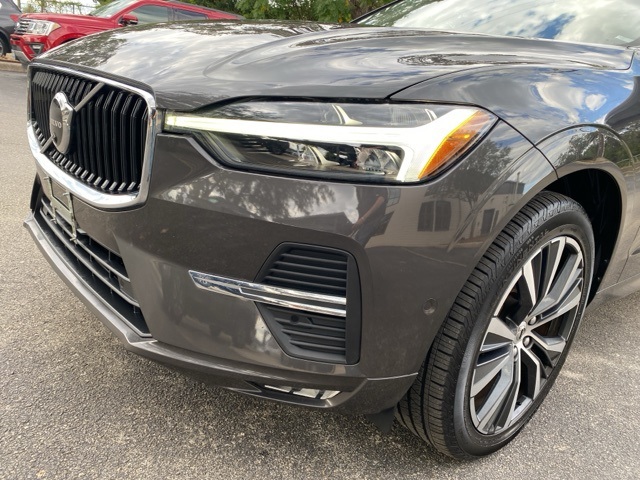 Used Car 2022 Volvo Xc60  B5 Momentum For Sale Under $30,000 In San Antonio, Texas