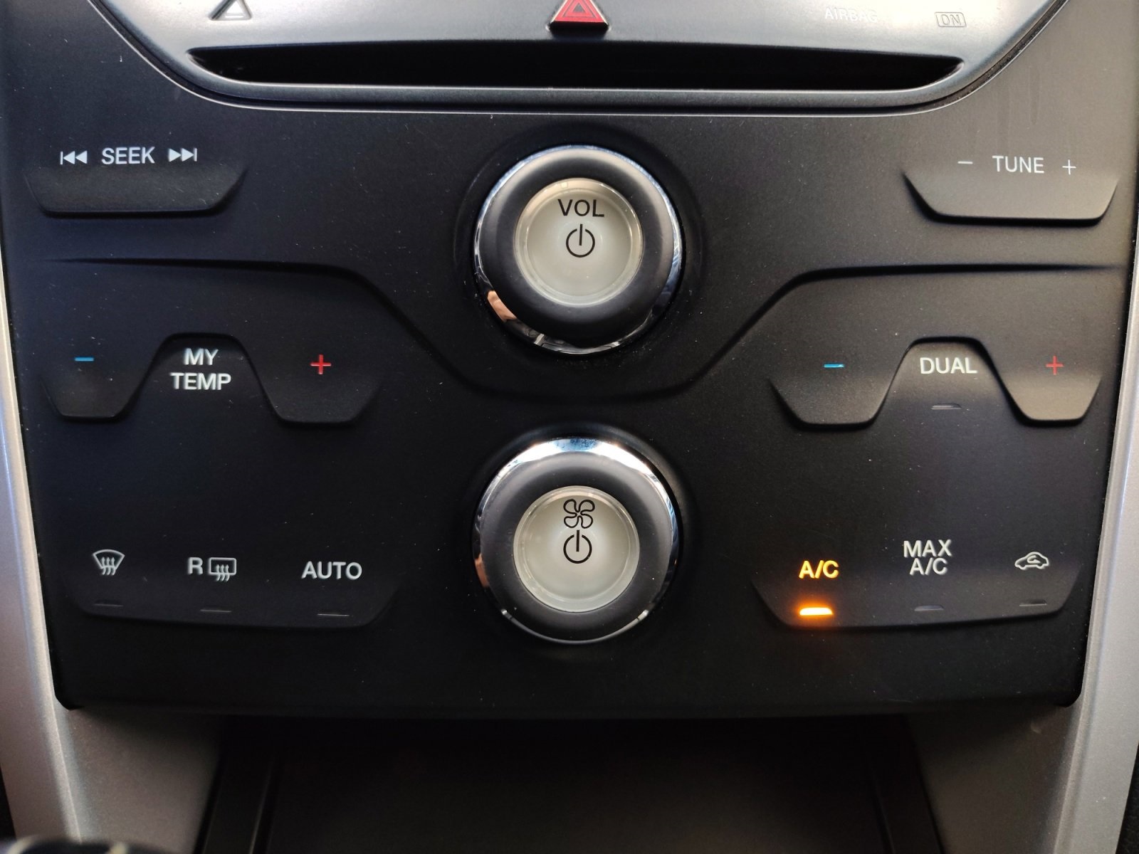 Used Car 2015 Ford Explorer  Xlt For Sale Under $15,000 In San Antonio, Texas