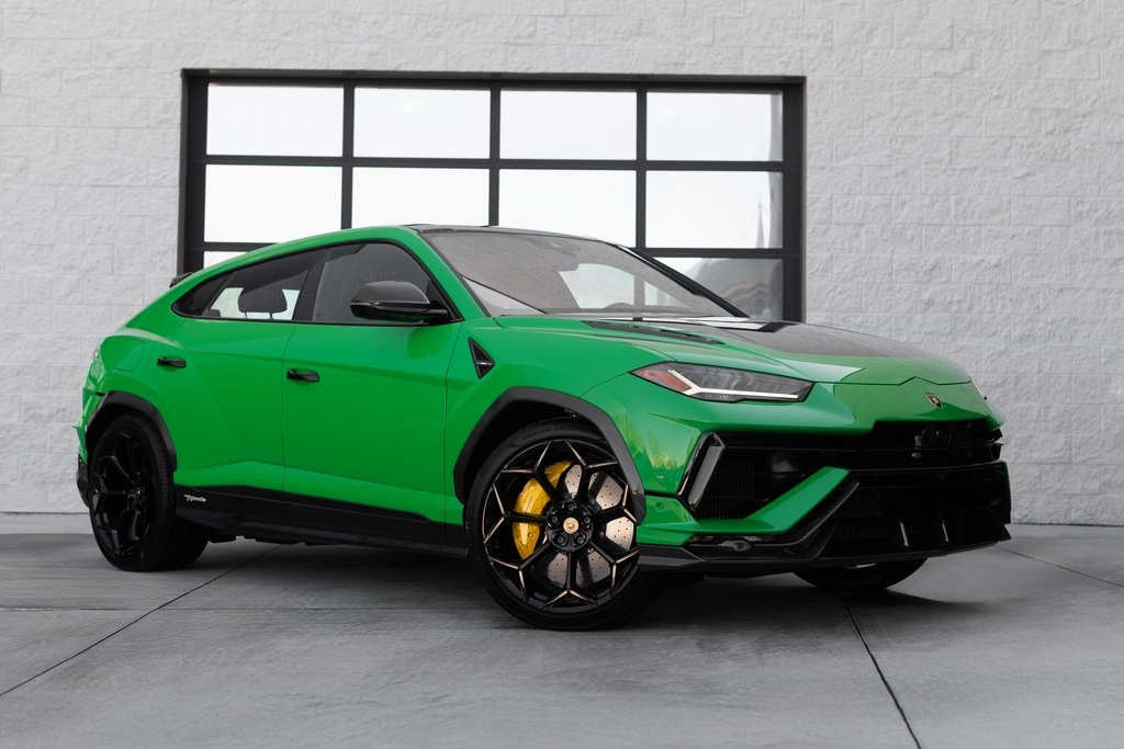 2024 Lamborghini Urus Performante's photo