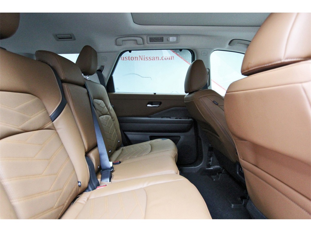 2025 Nissan Pathfinder Platinum Black at Central Houston Nissan