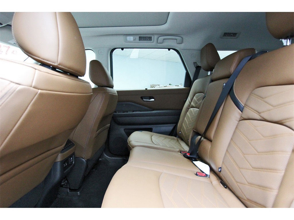 2025 Nissan Pathfinder Platinum Black at Central Houston Nissan