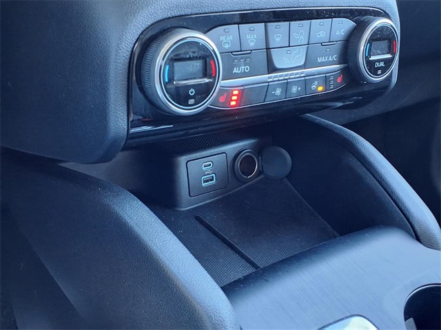 2021 Ford Escape Hybrid