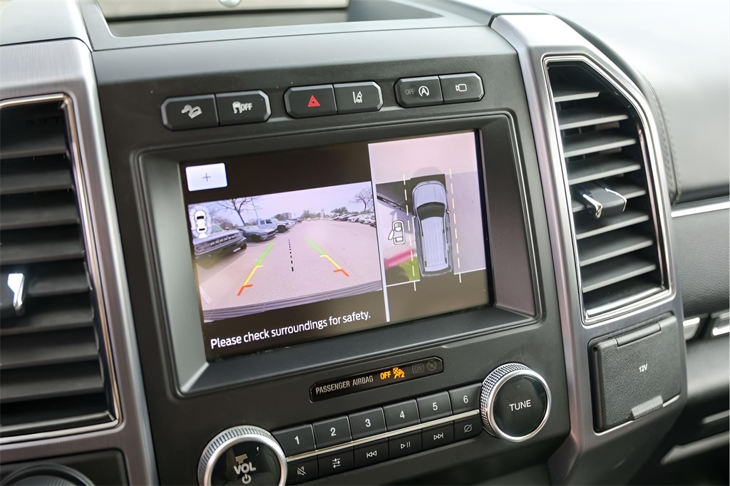 Used Car 2020 Ford Expedition  Platinum For Sale Under $35,000 In Austin, Texas