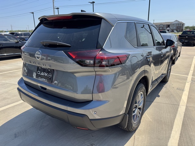 2026 Nissan Rogue S photo 6