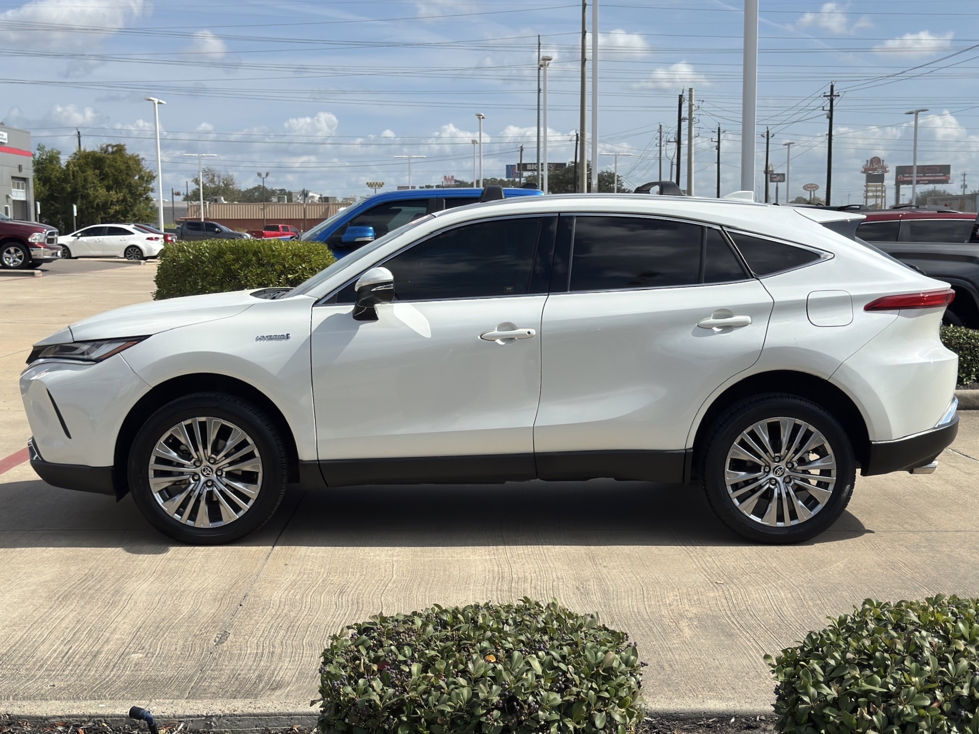 2021 Toyota Venza Limited  at Gullo Toyota