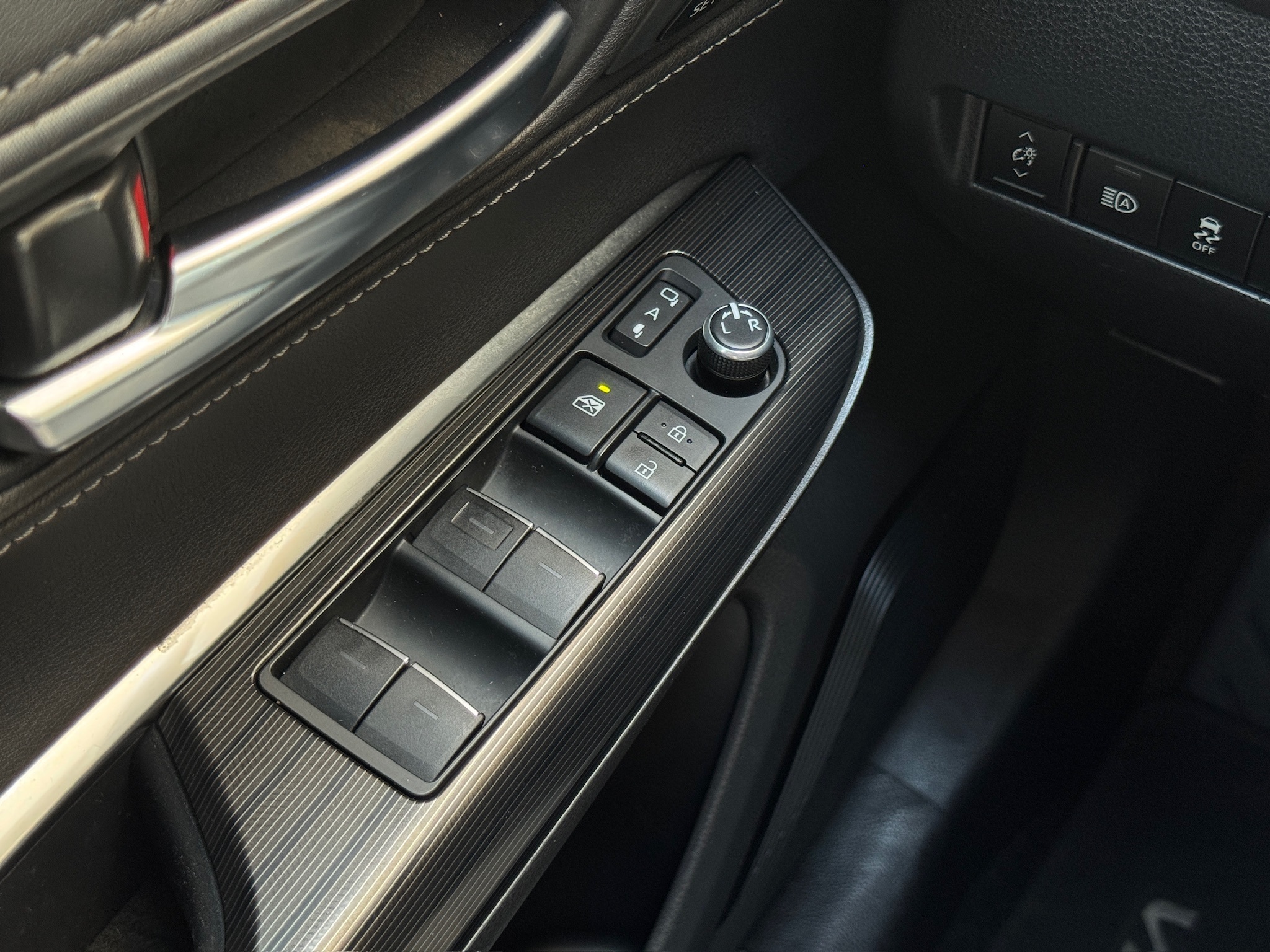 2021 Toyota Venza Limited  at Gullo Toyota