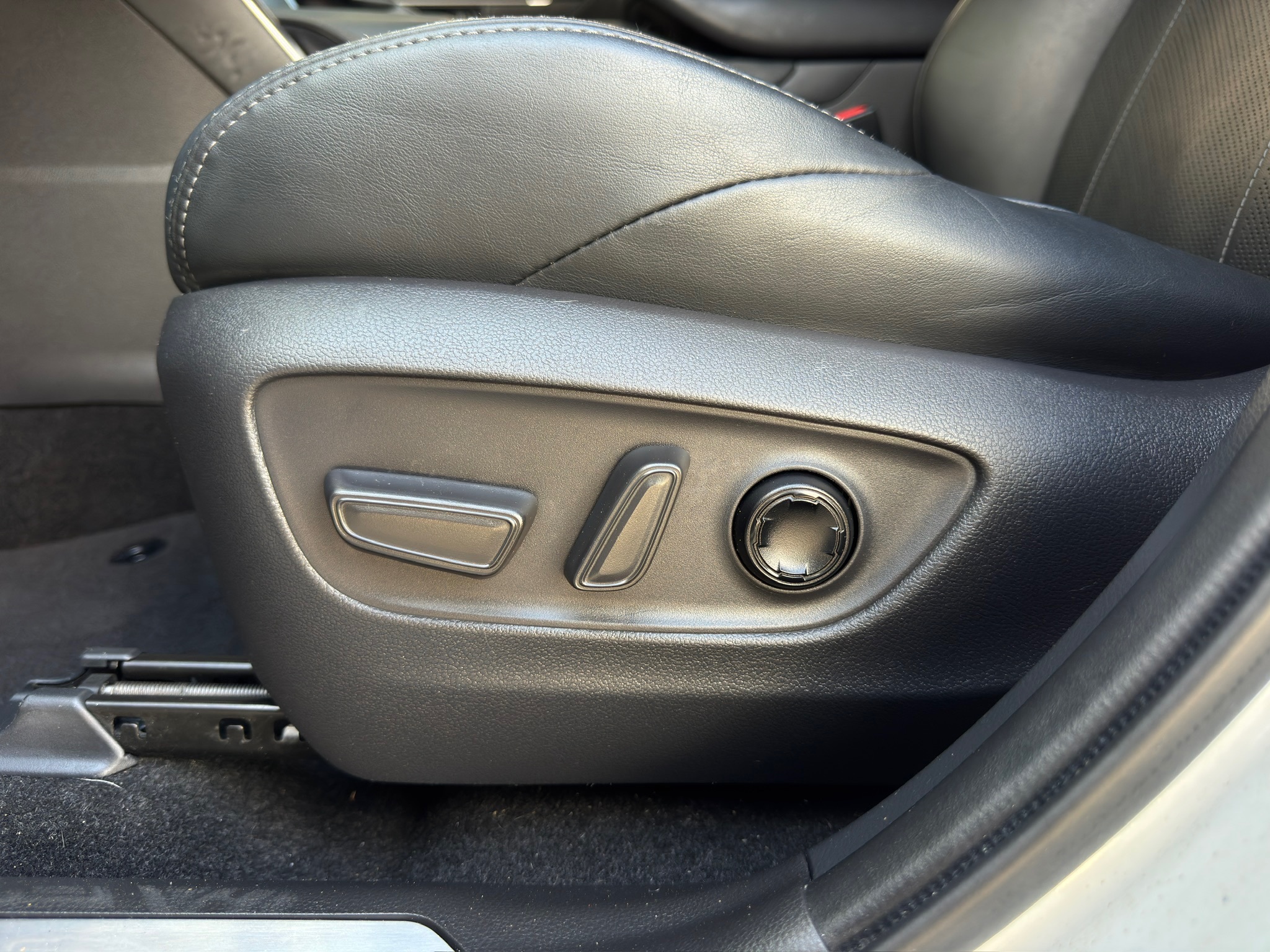 2021 Toyota Venza Limited  at Gullo Toyota