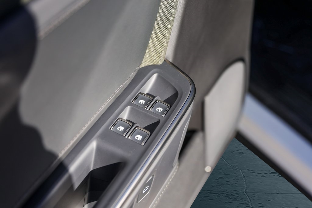 Used Car 2025 Rivian R1s  Adventure For Sale Under $80,000 In Austin, Texas