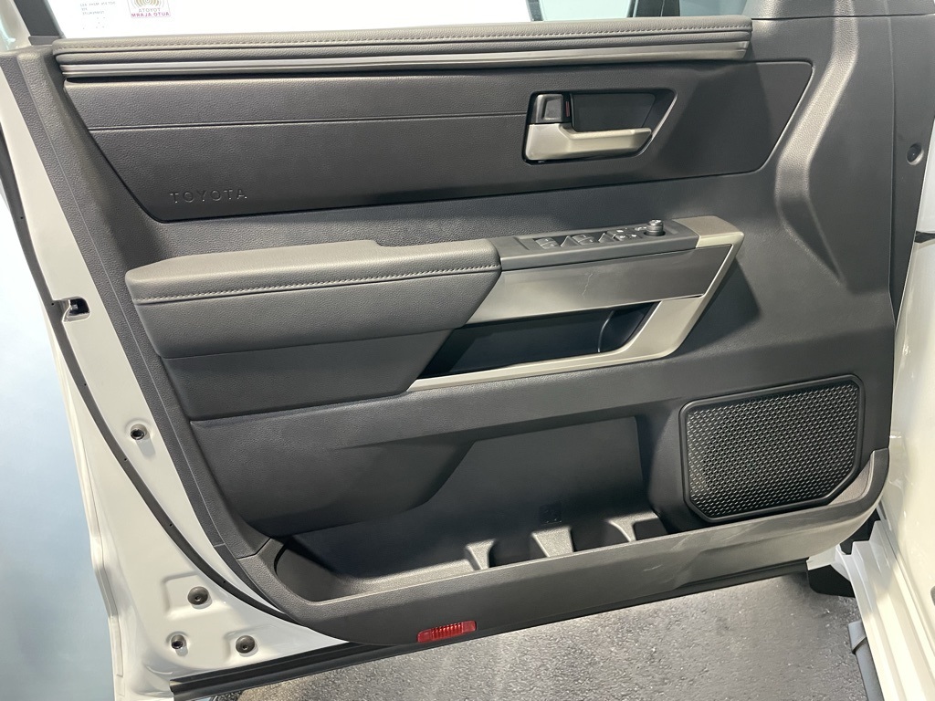 Thumbnail: 2025 Toyota Tundra - 29